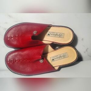 EUC Brighton Heidi Clog Mules Size 8.5 Red